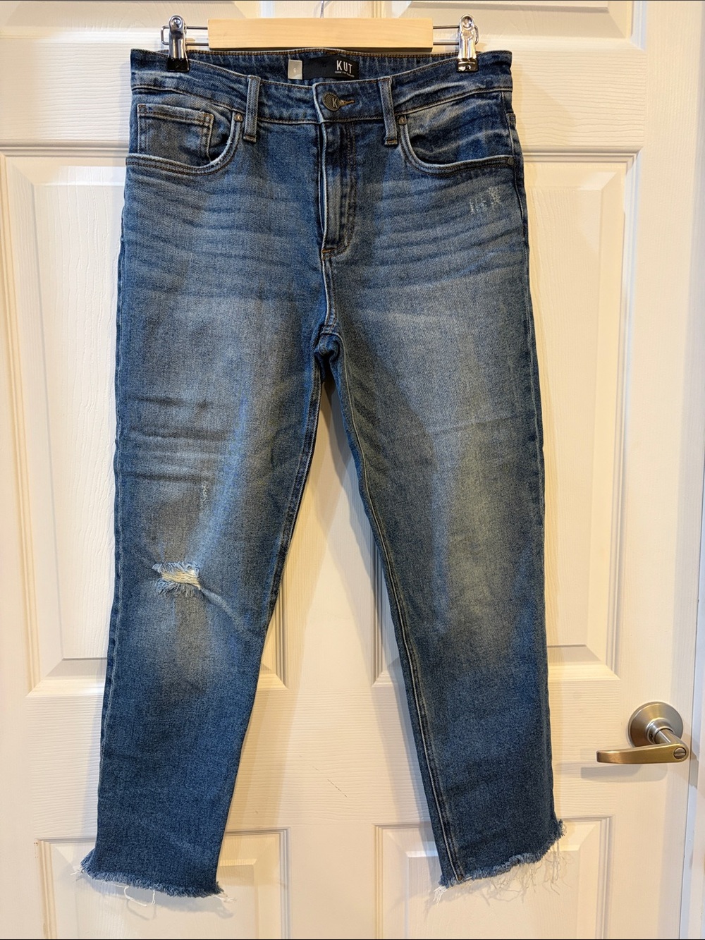 Kut from the Kloth Distressed Cropped Blue Denim Jeans - Picture 4 of 11